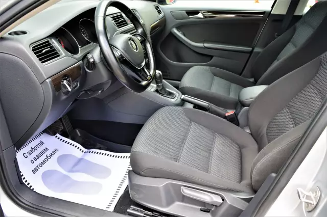 Volkswagen Jetta 2015