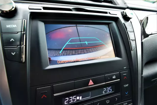 Toyota Camry 2017