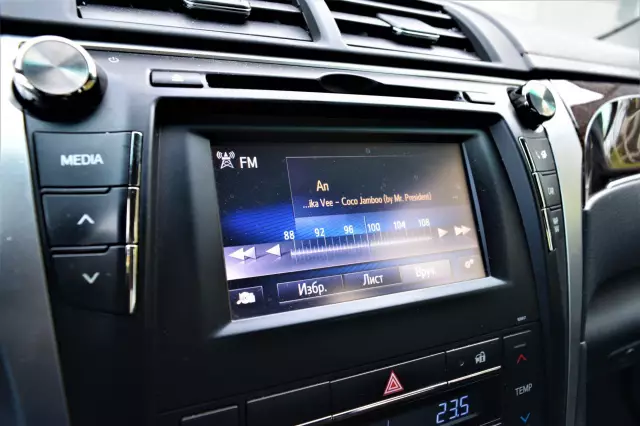 Toyota Camry 2017