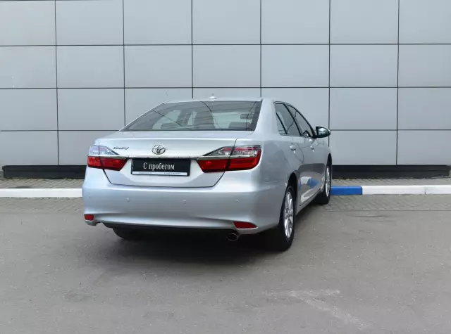 Toyota Camry 2017