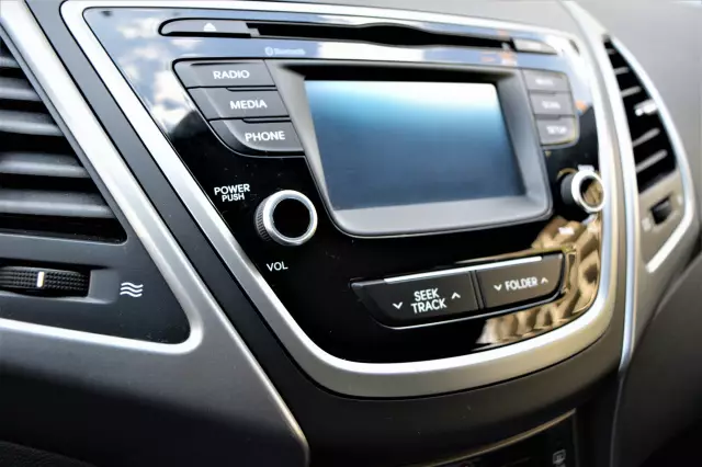 Hyundai Elantra 2013