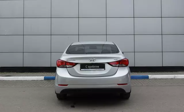 Hyundai Elantra 2013