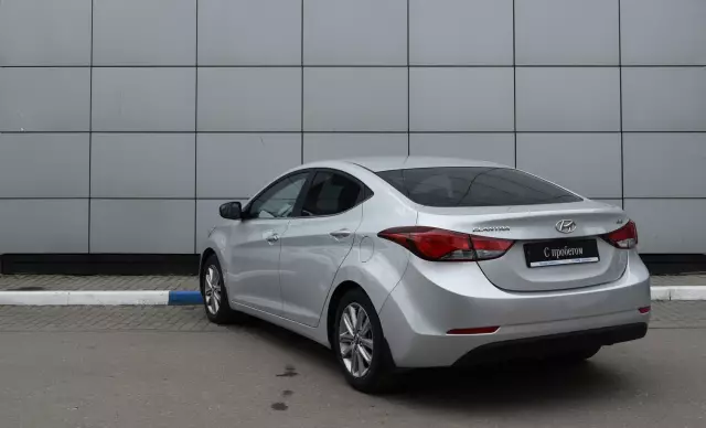 Hyundai Elantra 2013