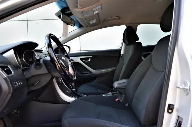Hyundai Elantra 2013