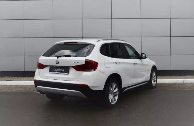 BMW X1 2011