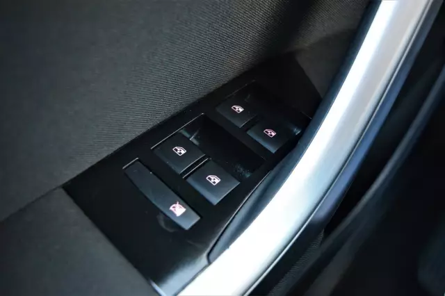 Opel Astra 2011