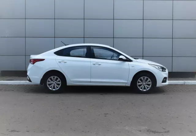 Hyundai Solaris 2018