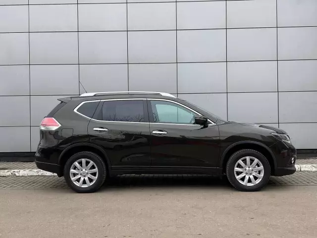 Nissan X-Trail 2015