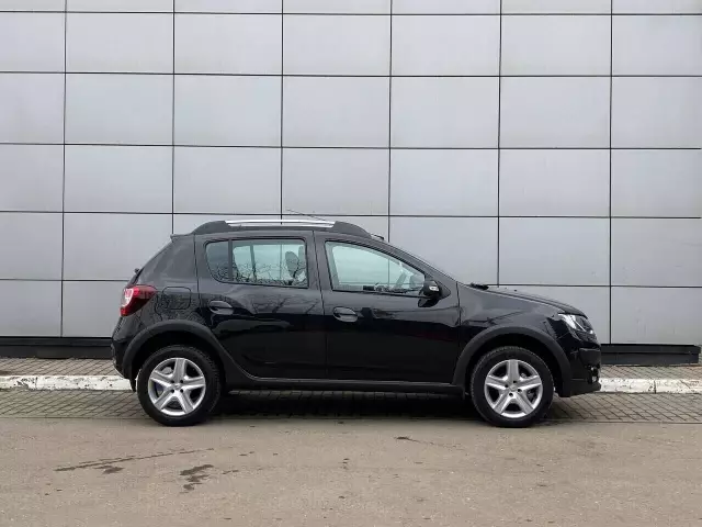 Renault Sandero 2015