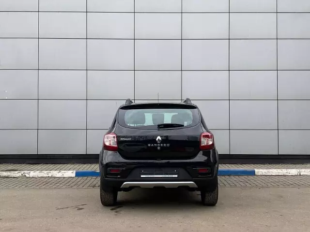 Renault Sandero 2015