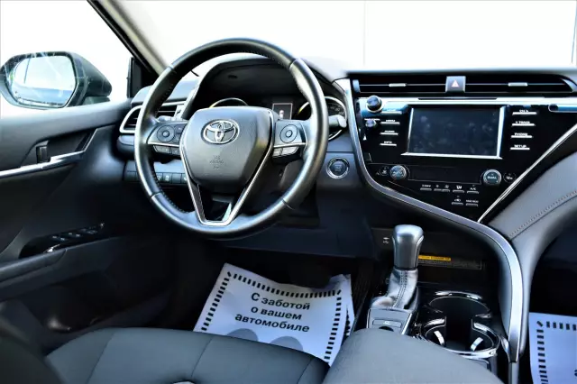 Toyota Camry 2020