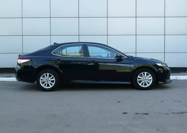 Toyota Camry 2020