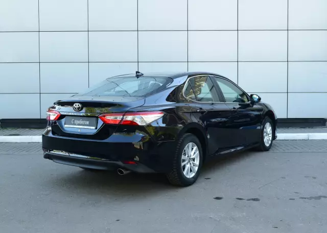 Toyota Camry 2020
