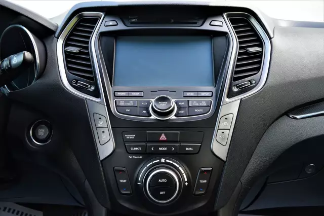 Hyundai Santa Fe 2013