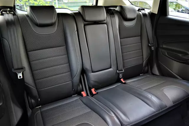 Ford Kuga 2016