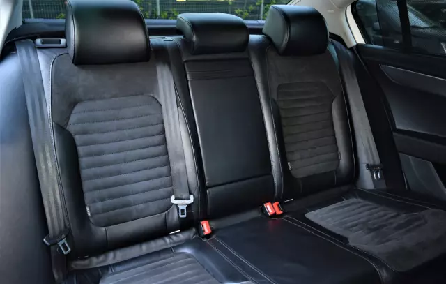 Volkswagen Passat 2011