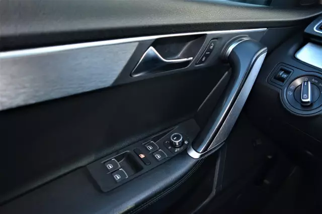 Volkswagen Passat 2011