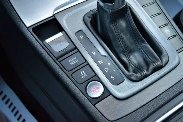 Volkswagen Passat 2011