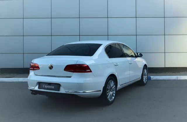 Volkswagen Passat 2011