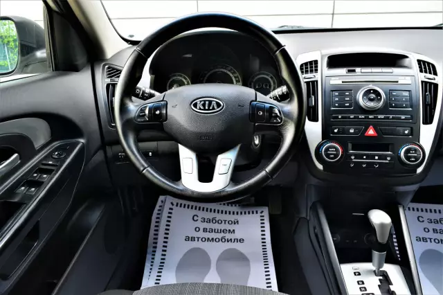 Kia Ceed 2012
