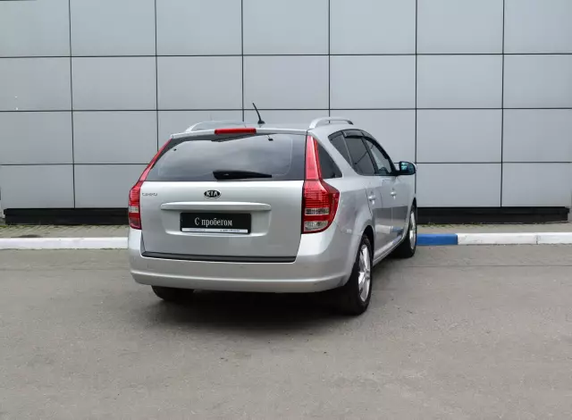 Kia Ceed 2012