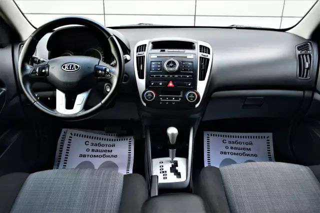 Kia Ceed 2012