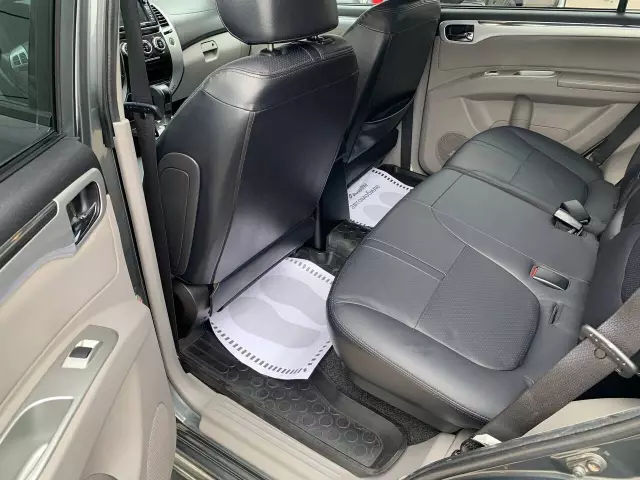 Mitsubishi Pajero Sport 2013