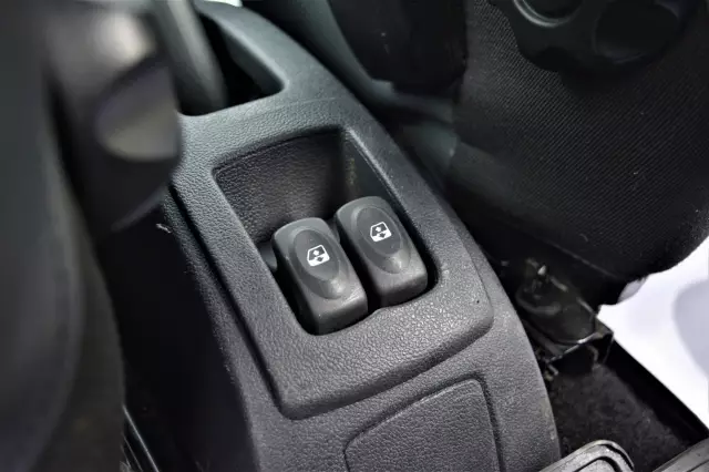 Renault Sandero 2013