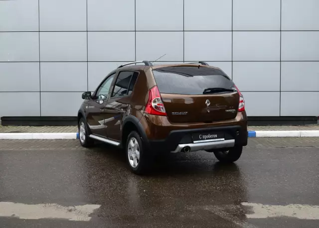 Renault Sandero 2013