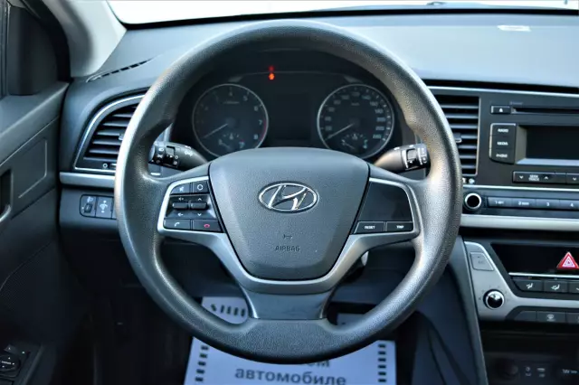 Hyundai Elantra 2016