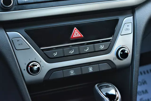 Hyundai Elantra 2016