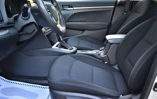 Hyundai Elantra 2016