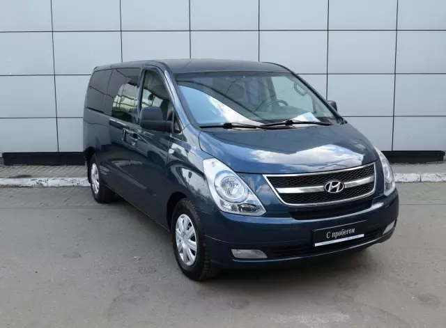 Hyundai Grand Starex 2012