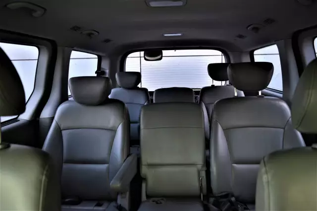 Hyundai Grand Starex 2012