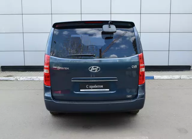Hyundai Grand Starex 2012