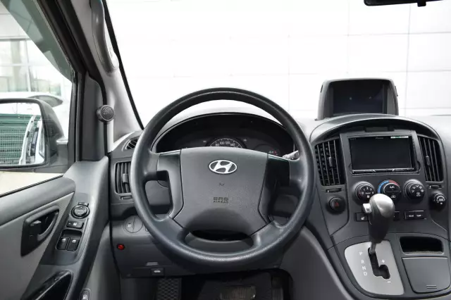 Hyundai Grand Starex 2013