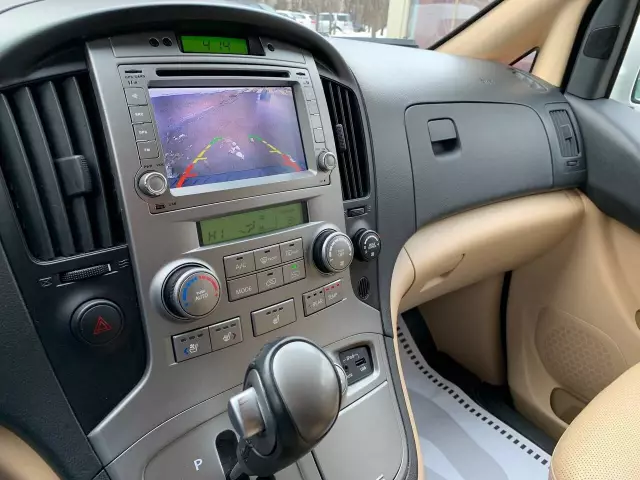 Hyundai Grand Starex 2014
