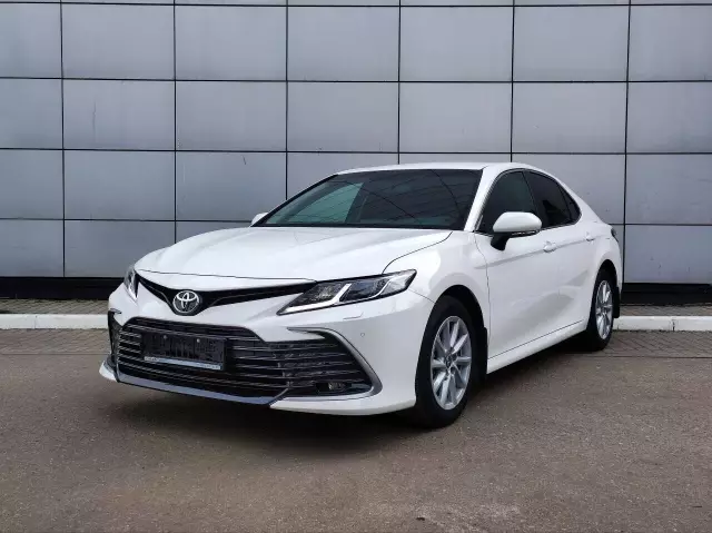 Toyota Camry 2020