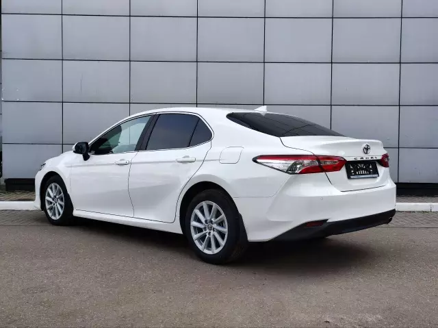 Toyota Camry 2020