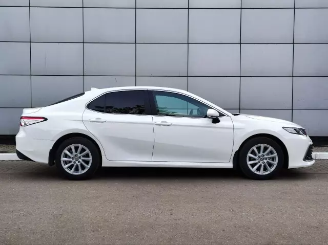 Toyota Camry 2020