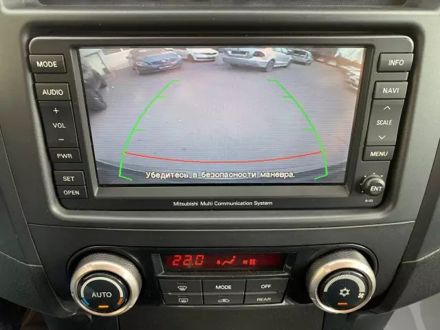 Mitsubishi Pajero 2013
