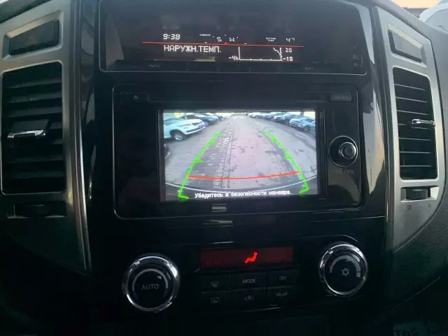 Mitsubishi Pajero 2015