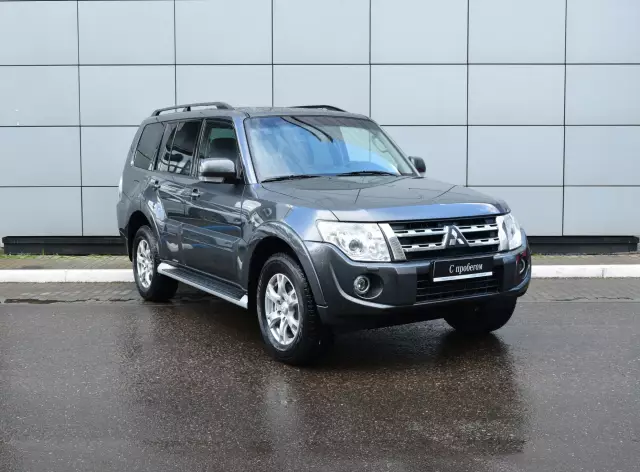 Mitsubishi Pajero 2014