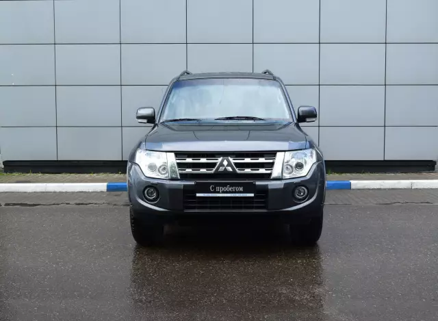 Mitsubishi Pajero 2014