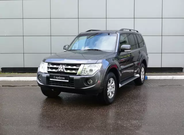 Mitsubishi Pajero 2014