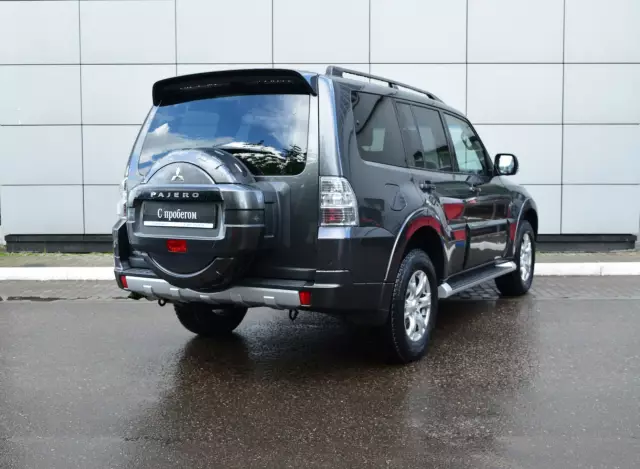 Mitsubishi Pajero 2014