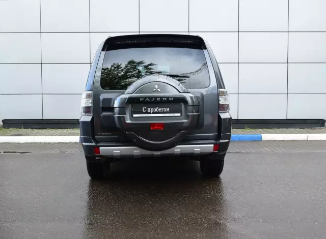 Mitsubishi Pajero 2014