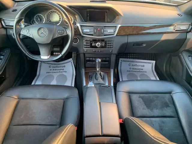 Mercedes-Benz E-Класс 2011