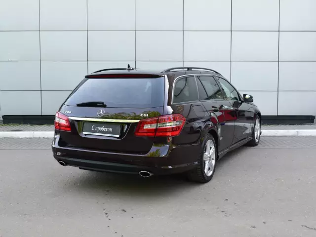 Mercedes-Benz E-Класс 2011