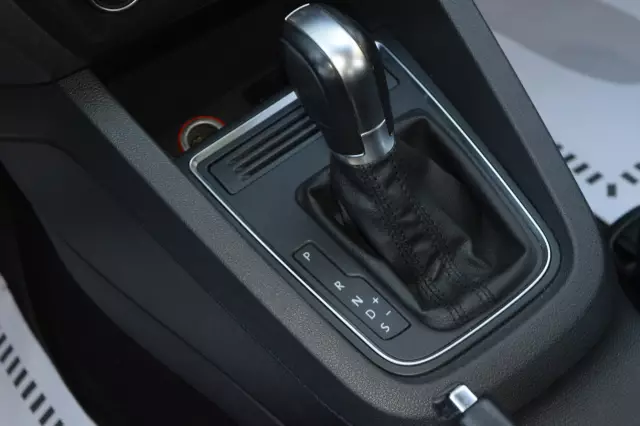 Volkswagen Jetta 2016